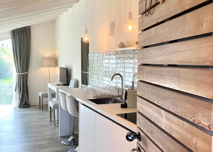 Biancaleo Homes דירה אפי