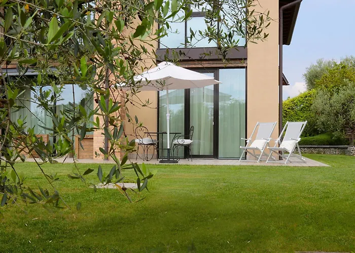 Biancaleo Homes אפי